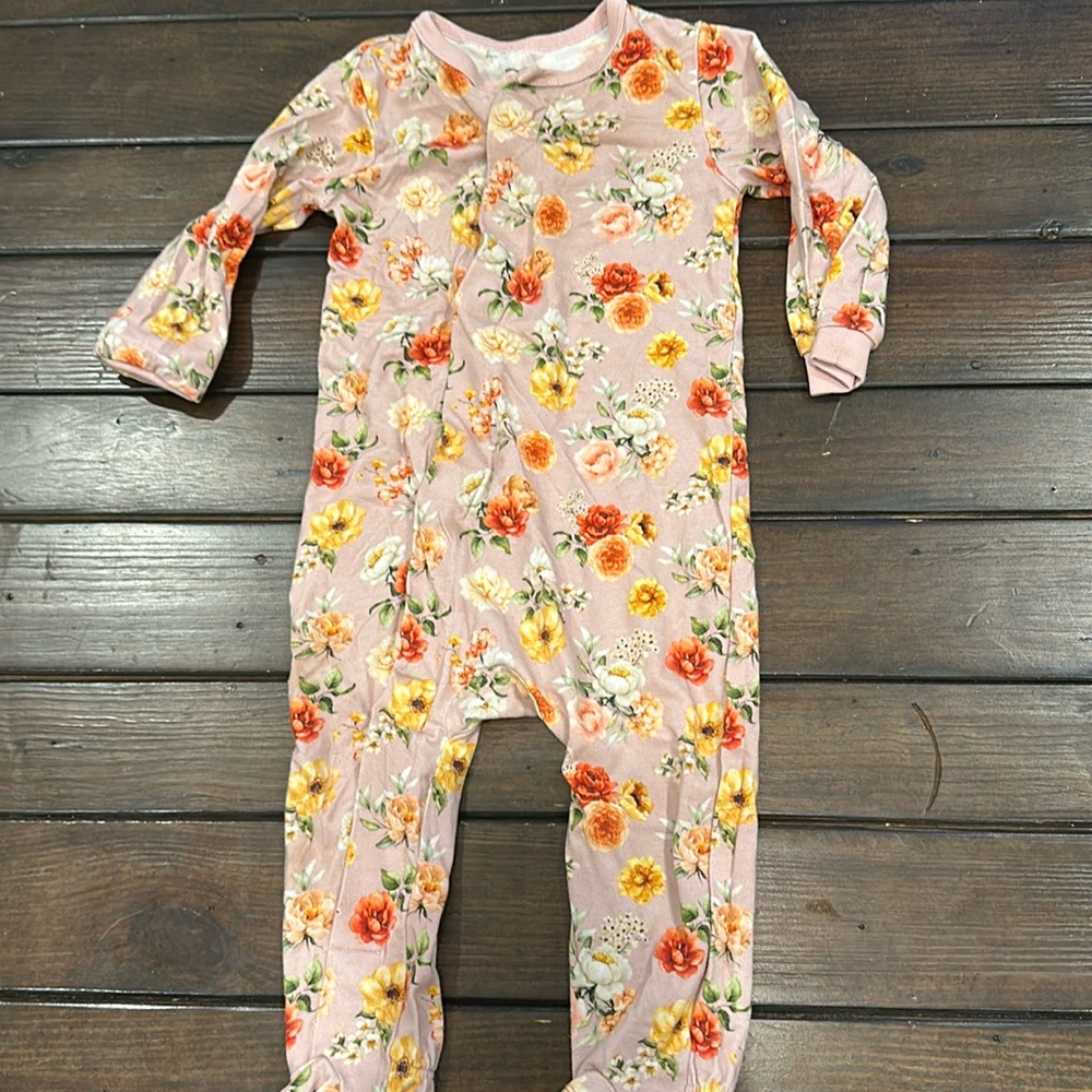 Floral magnetic sleeper 6-9M